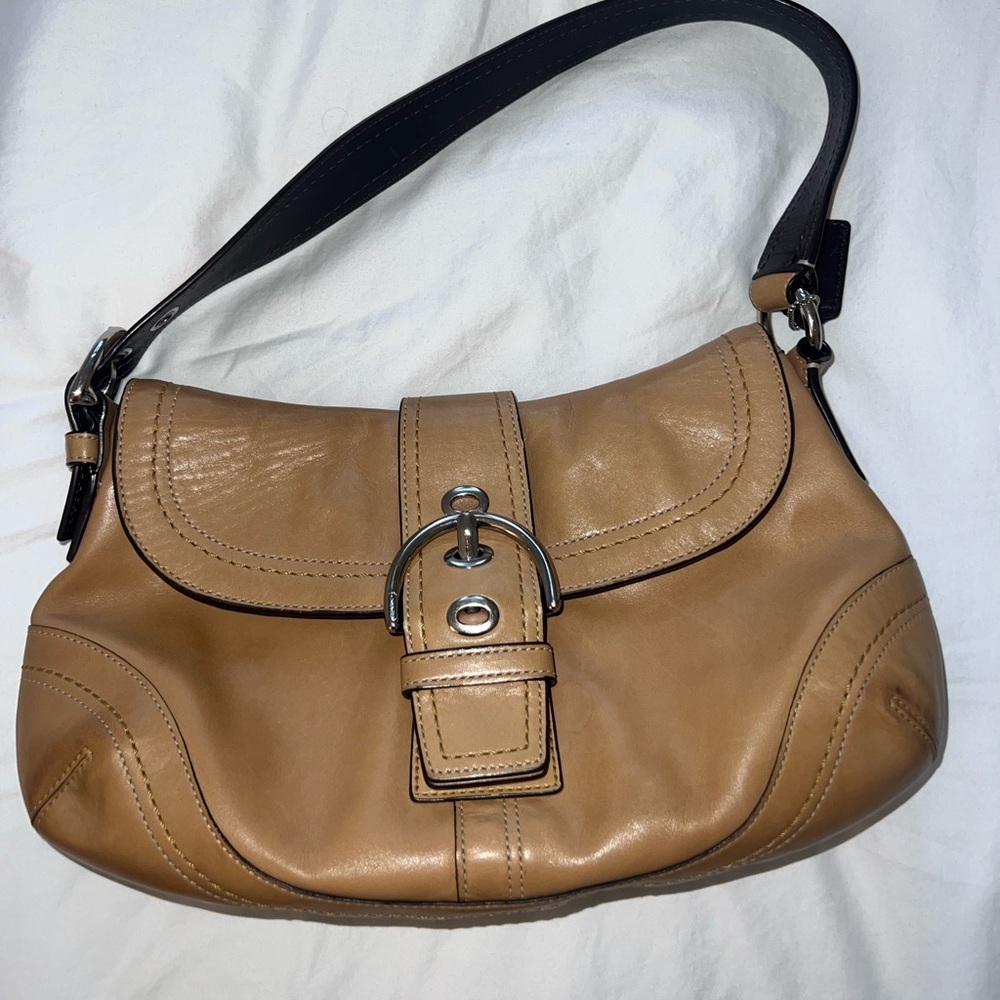 COACH Tan Leather Shoulder Bag Purse - F12301